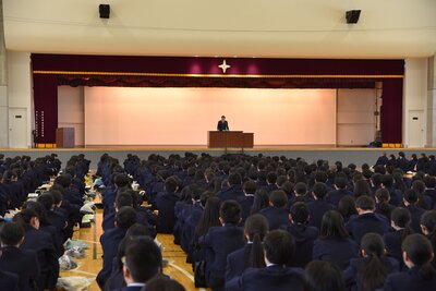 始業式R7➀.JPG